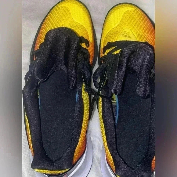 Nike shoes 👟 for  men. Please see all pictures for model name - Picture 5 of 11